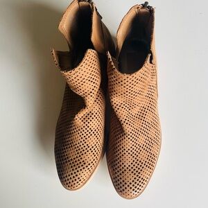 Dolce Vita Tan Perforated Booties